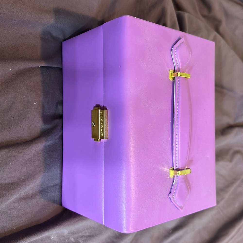 jewelry box